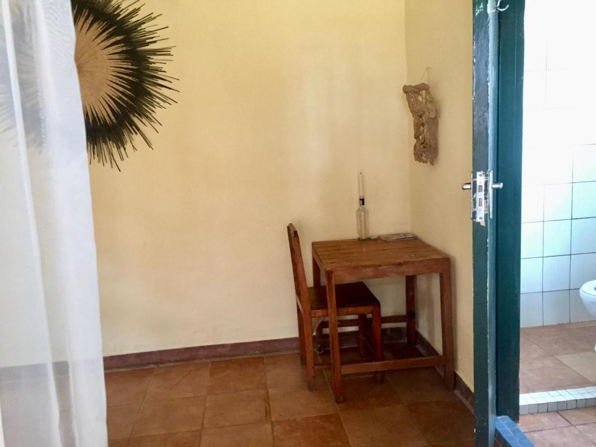 Blend Lodge And Kitchen - Pakachere Zomba Ngoại thất bức ảnh