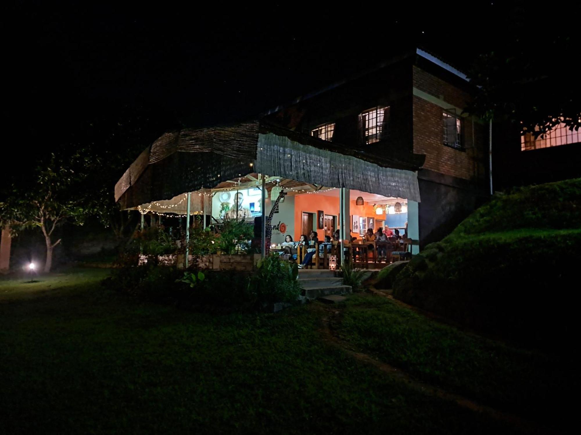 Blend Lodge And Kitchen - Pakachere Zomba Ngoại thất bức ảnh