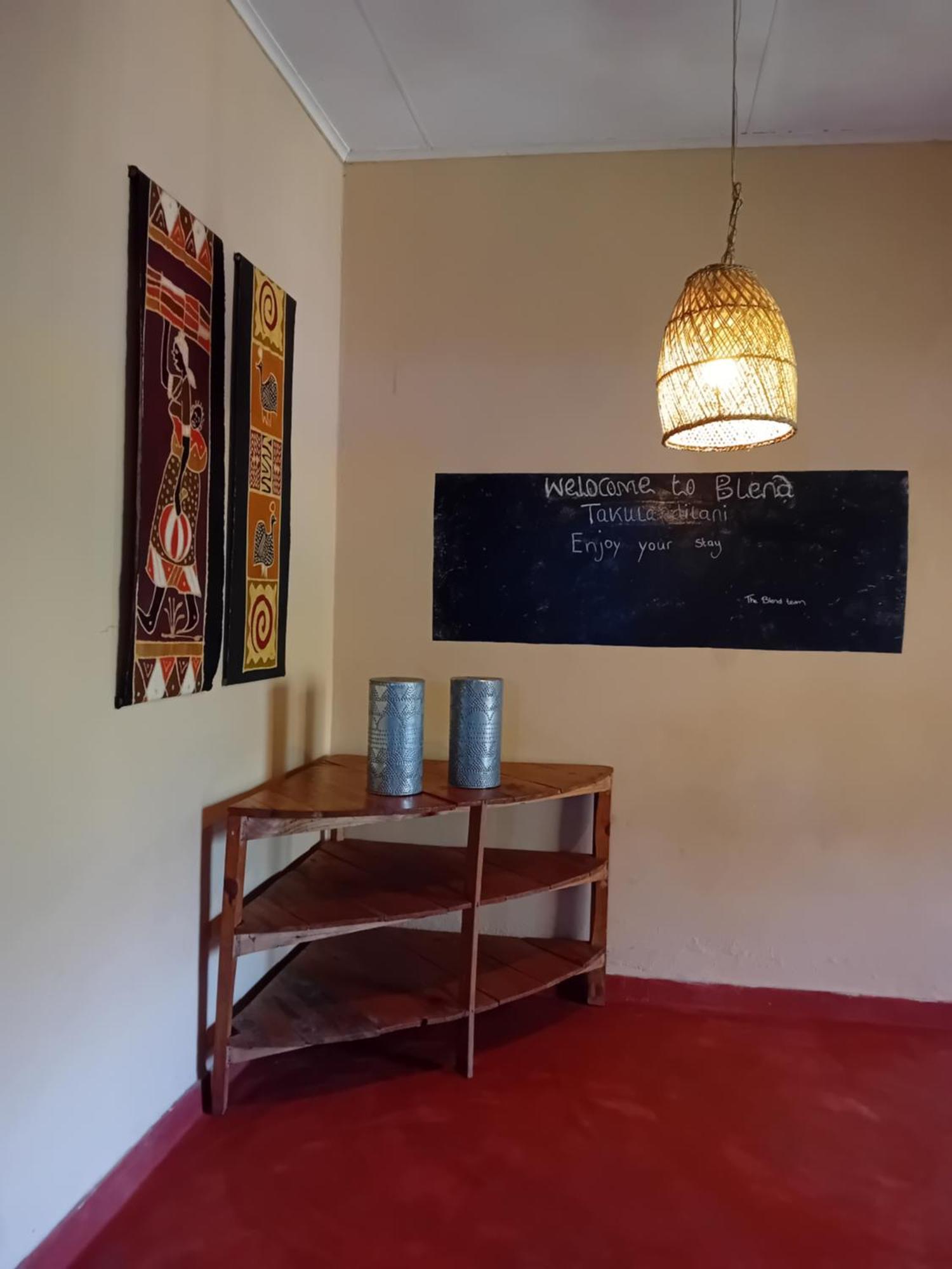 Blend Lodge And Kitchen - Pakachere Zomba Ngoại thất bức ảnh